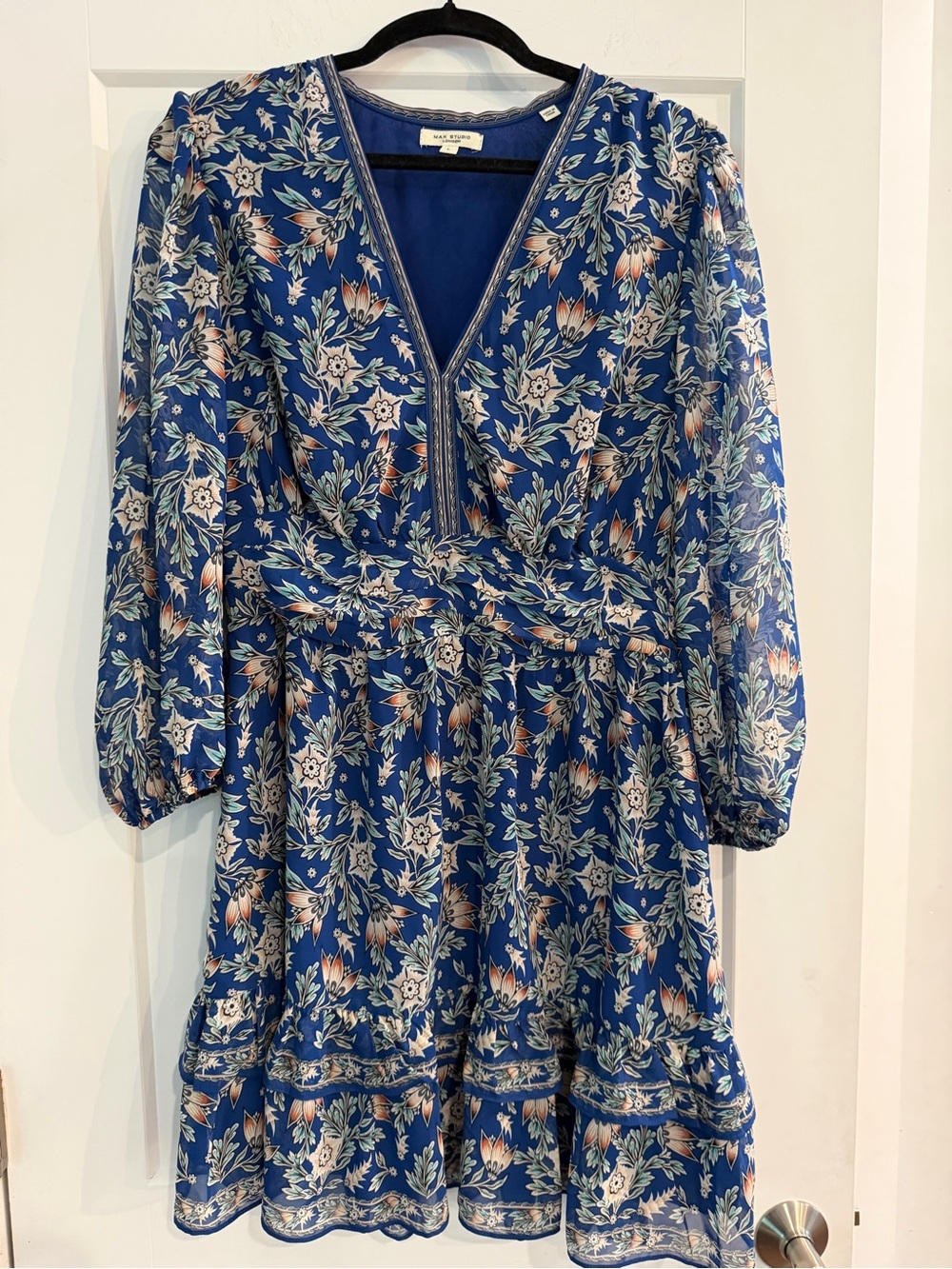 Max Studio Blue Floral V-Neck Dress size L